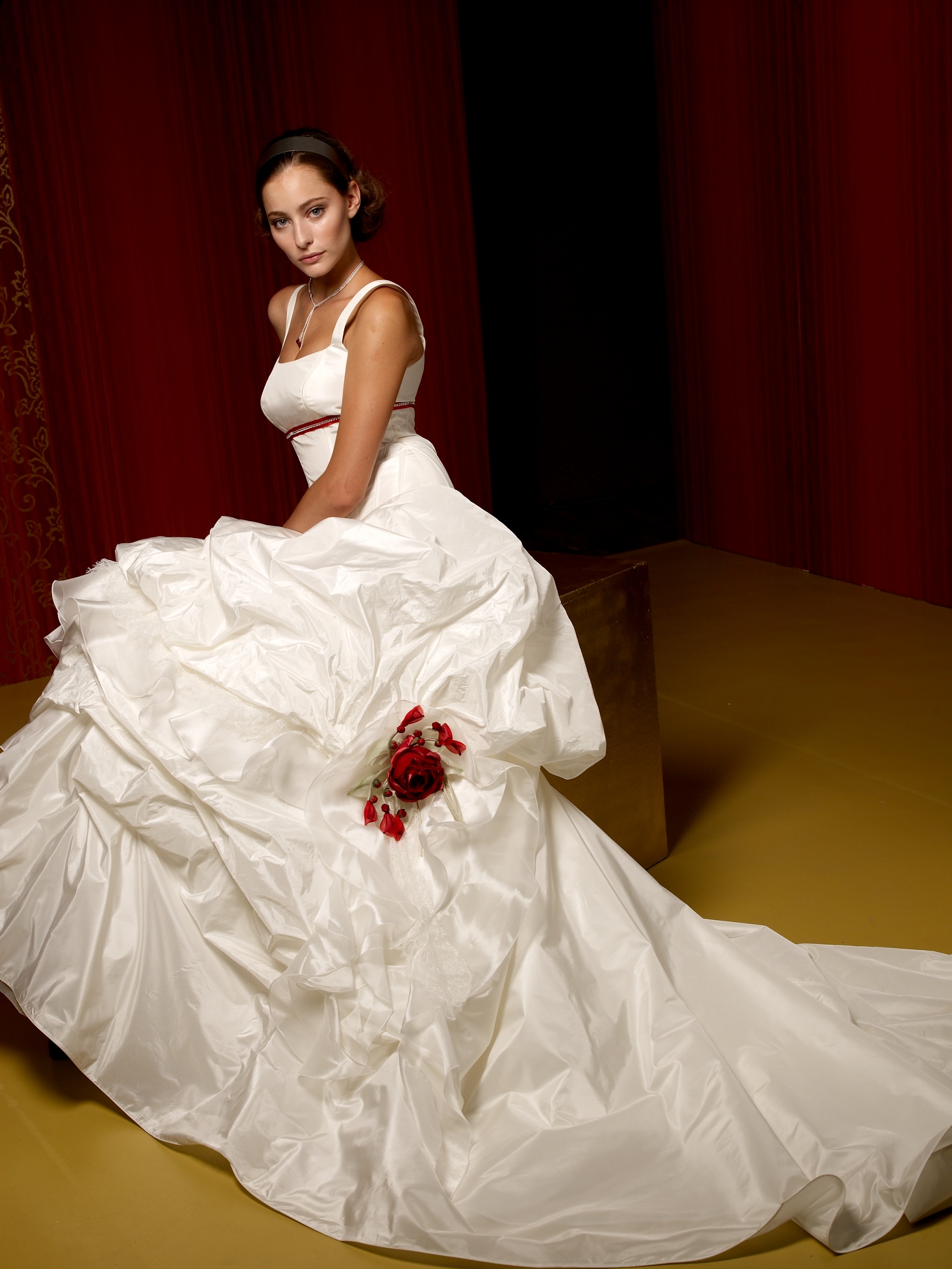 Suknia ślubna z Kolekcji Fabia Desiderio